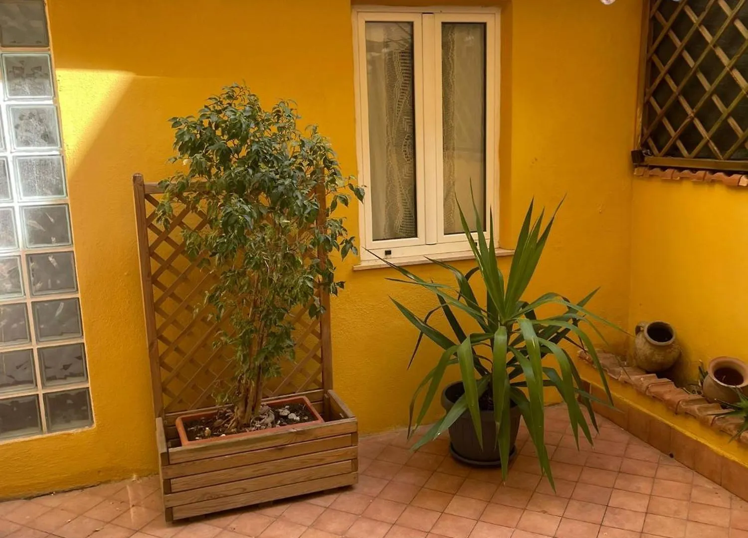 Oliviero - Colosseum View Apartment With Terrace Rome Italy