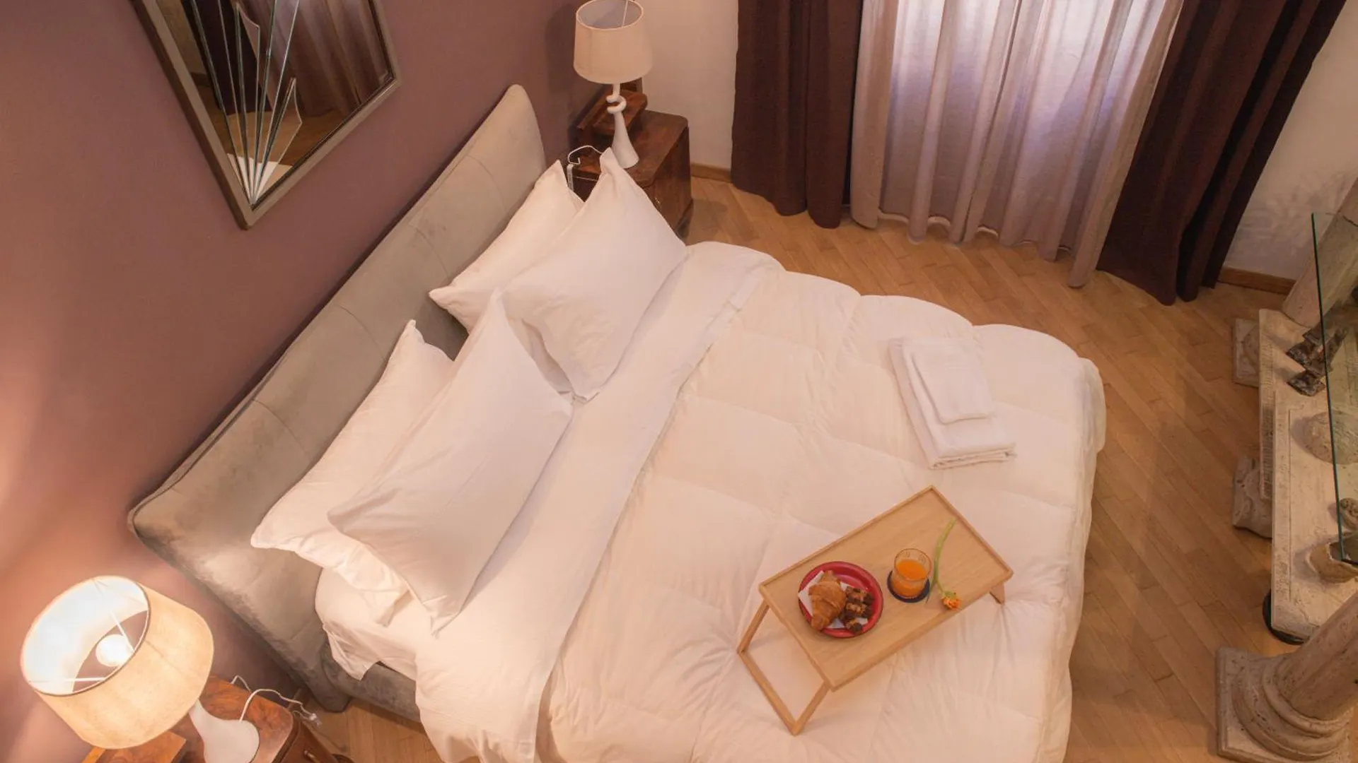 Oliviero - Colosseum View Apartment With Terrace Rome